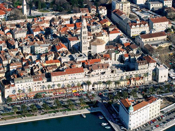 Croatia island hopping holiday