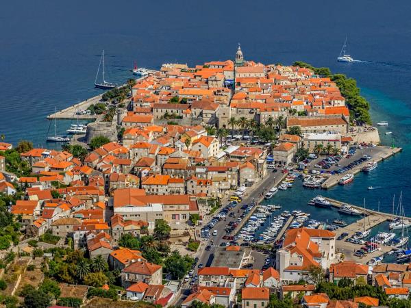 Dubrovnik Islands sailing holidays
