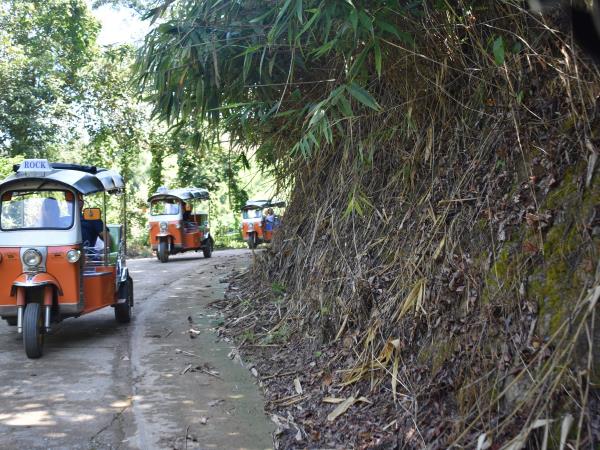 Learn to drive a Tuk Tuk & holiday in Thailand