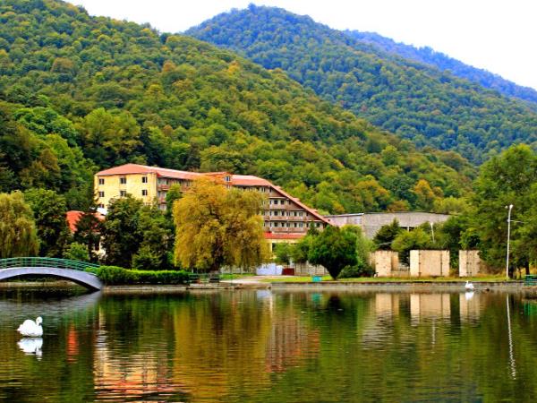 Luxury Caucasus holiday
