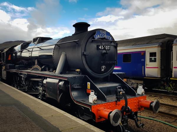 Loch Ness & Skye guided rail tour, Scotland