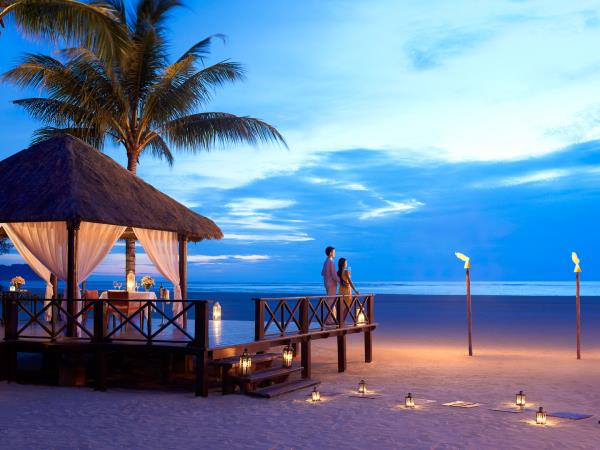 Borneo luxury wildlife and beach holiday