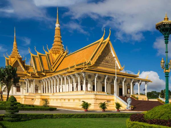 Cambodia, Laos and Thailand, following the Mekong River