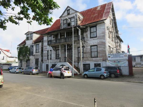 Guianas tour, small group