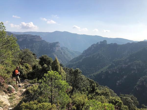 Off the beaten track walking holiday in Spain, Els Ports