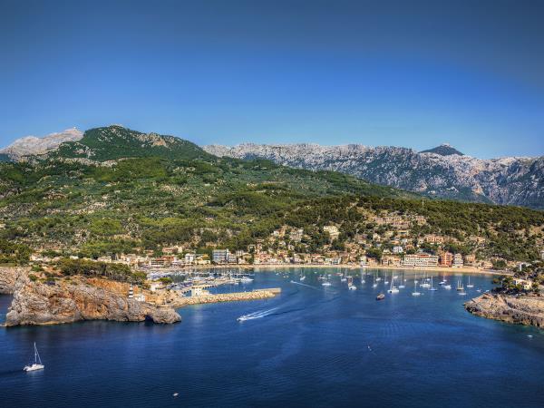 Bareboat sailing holiday in Mallorca