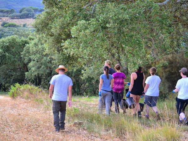 Volunteer at a wolf sanctuary in Portugal