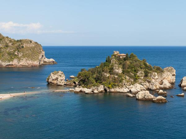 Sardinia bareboat sailing holiday