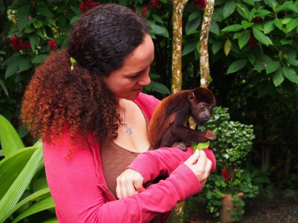 Ecuador wildlife sanctuary volunteering