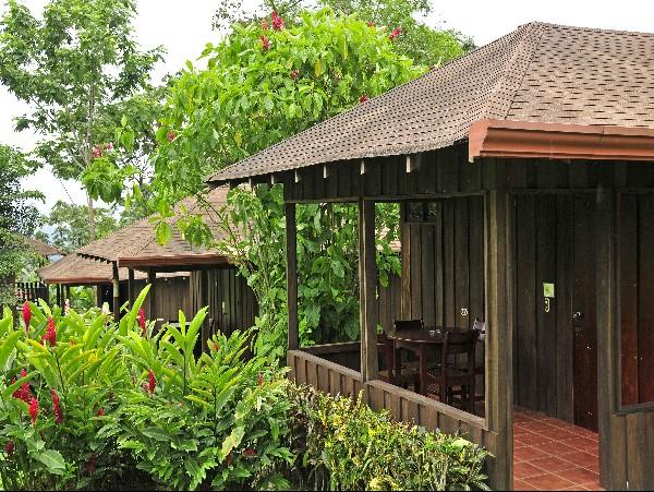 Costa Rica beaches & volcanos holiday
