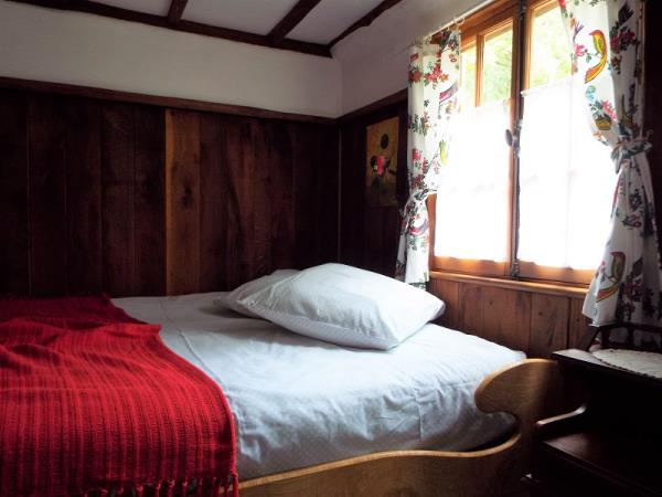 Dordogne self catering cabin sleeping 4