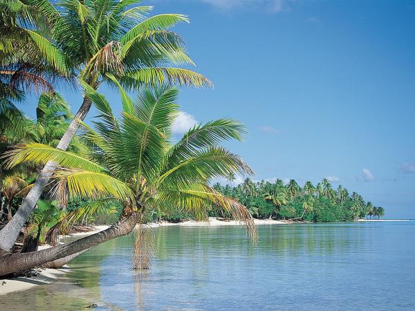 Bareboat sailing holiday in French Polynesia