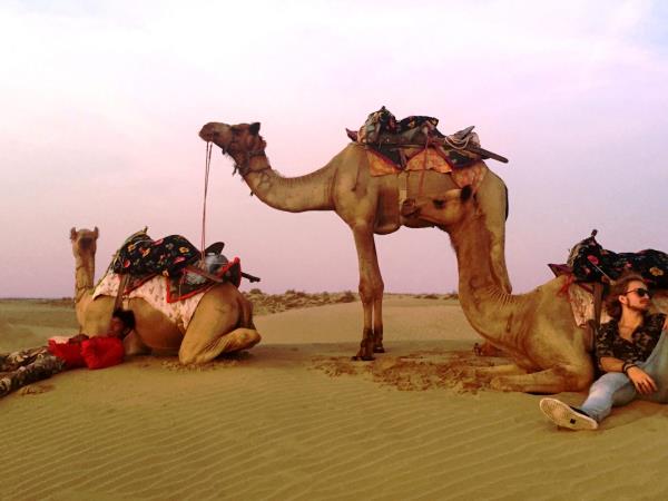 India backpacking tour
