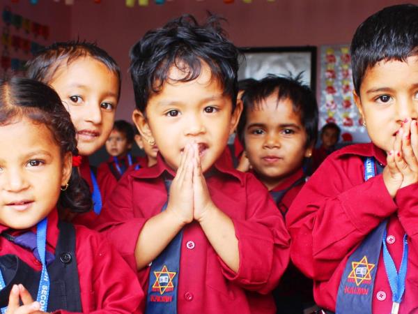 Nepal teacher volunteering