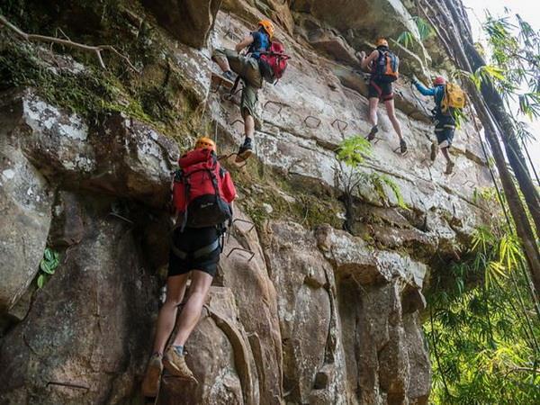 Laos family tour