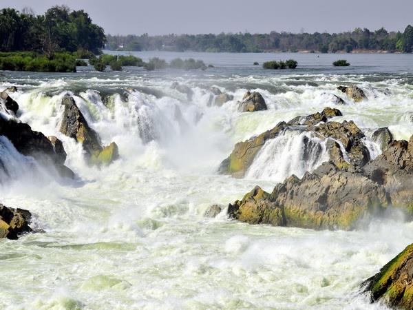 Laos family tour