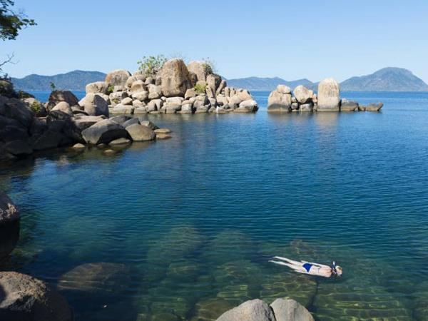 Zambia safari and Malawi beach holiday