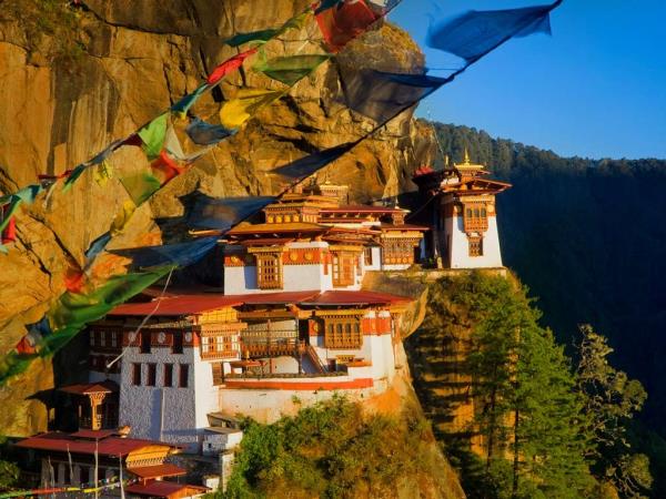 Bhutan small group tour, Essential Bhutan
