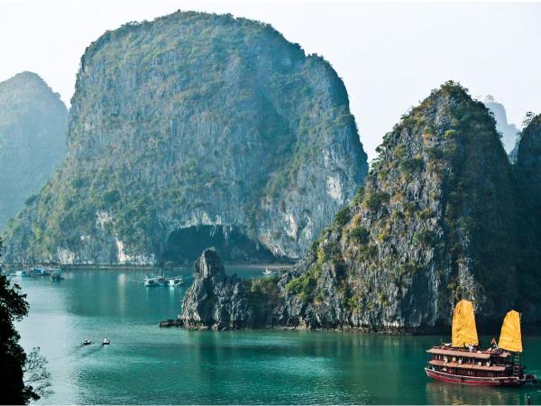 Vietnam highlights tailor made tour