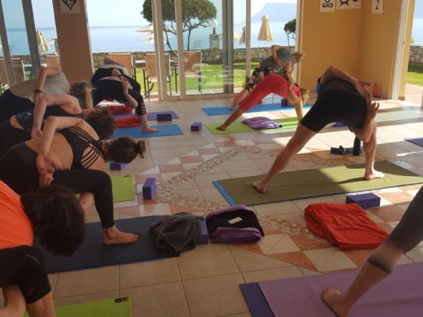 Yoga and hiking holiday in Crete