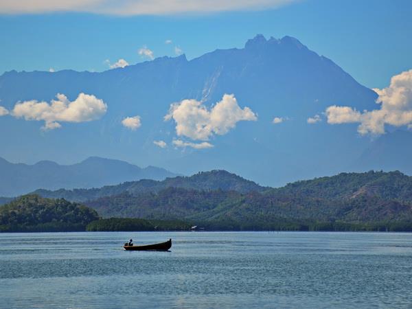 Borneo small group adventure holiday