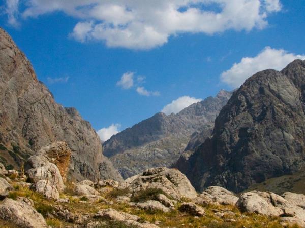 Silk Road holiday, five Stans of Central Asia