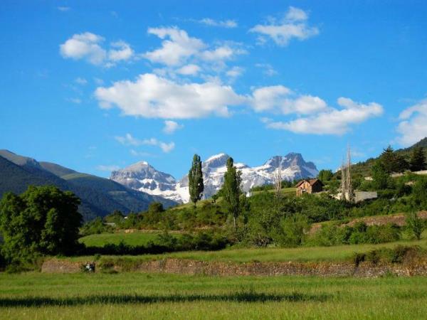 Self-guided walking holiday in the western Pyrenees