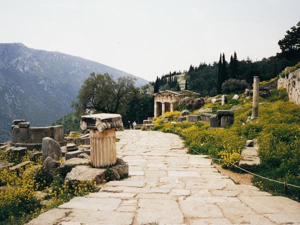 Peloponnese walking holiday in Greece