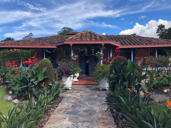 Colombia tour, small group