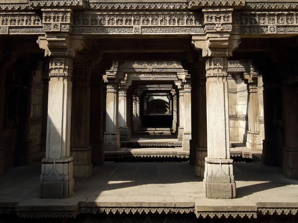 Gujarat cultural tour, textiles & wildlife
