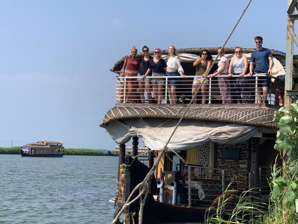 Yoga in India and volunteering holiday