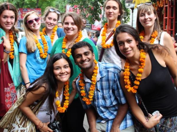 Yoga in India and volunteering holiday