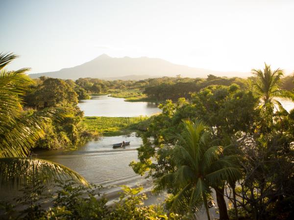 Nicaragua cultural and wildlife tour