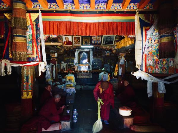 Manaslu Circuit with Tsum Valley trek in Nepal