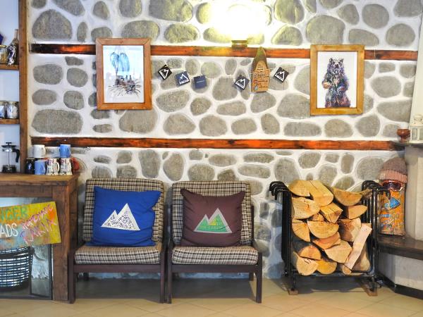 Ski chalet near Bansko, Bulgaria, sleeps 24