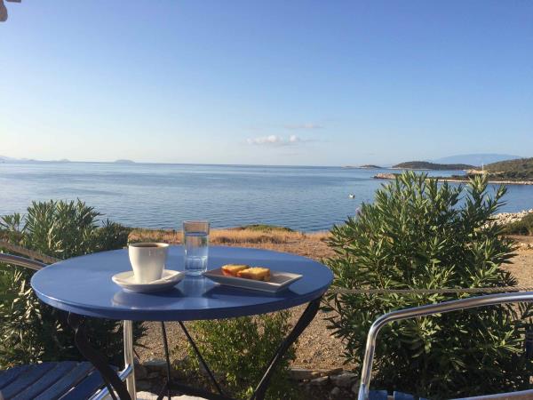 Gastronomy and sailing holiday in Greece