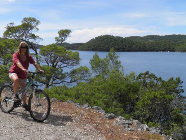 Dubrovnik to Split luxury 5 day cruise
