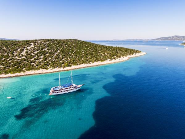 Split to Dubrovnik premium cruise