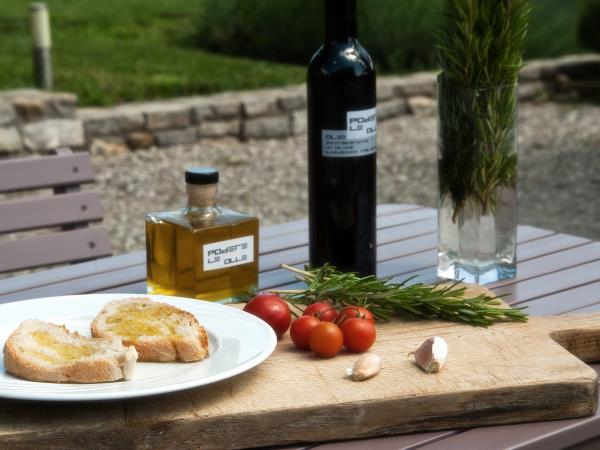 Italy wine tour in Umbria & Tuscany