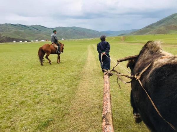 Mongolia adventure holiday, off the beaten track