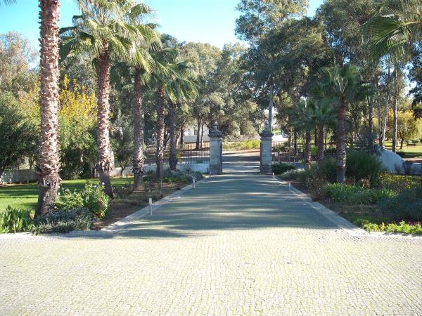 Portugal self guided walking holiday in Alentejo