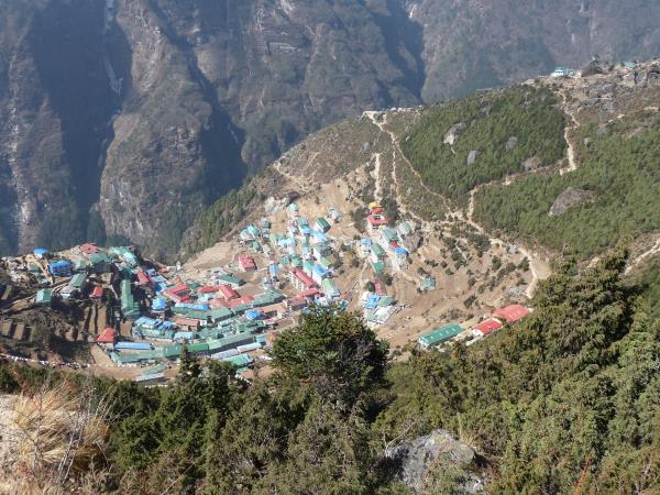 Trek to Everest base camp