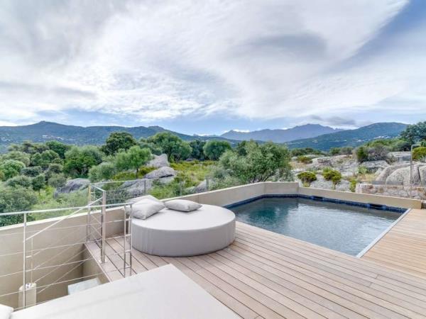 Corsica small group holiday, food and culture