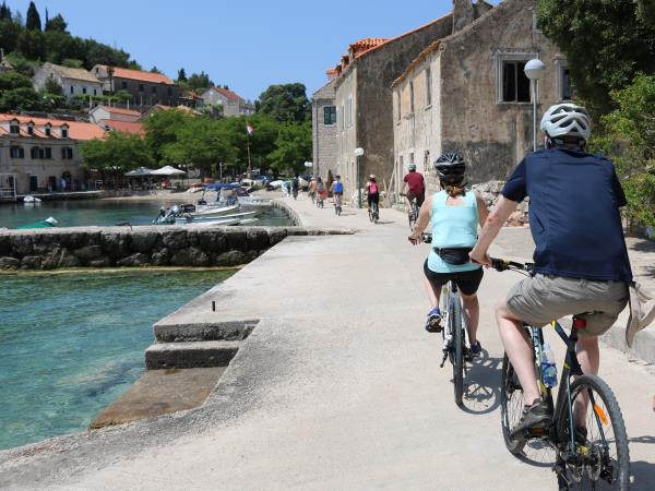 Dubrovnik kayaking & cycling short break