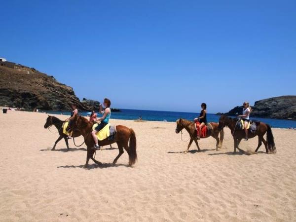 Cyclades multi activity holiday in Greece
