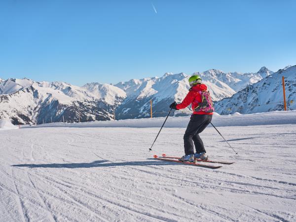 Learn to ski and yoga holiday in Austria