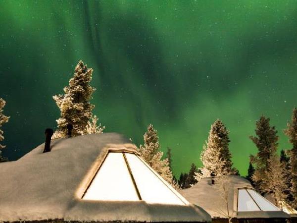 Lapland holidays with glass igloo stay & Northern Lights