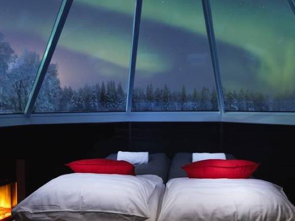 Lapland holidays with glass igloo stay & Northern Lights