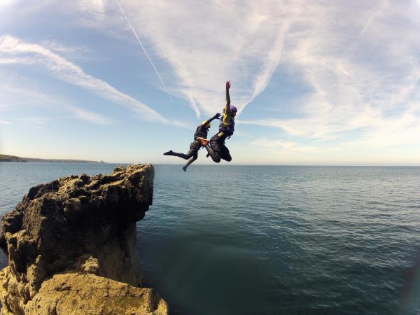 Coasteering weekend in Wales