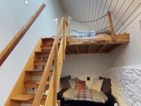 Pembrokeshire self guided walking holiday